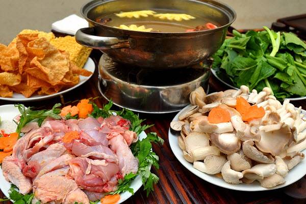 thực đơn tiệc thôi nôi
