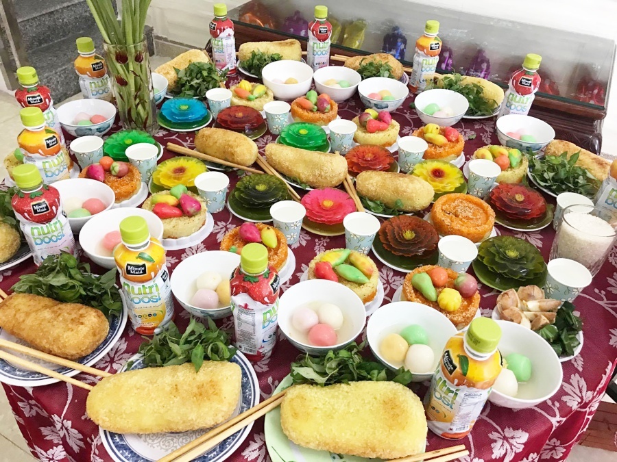 tiệc thôi nôi