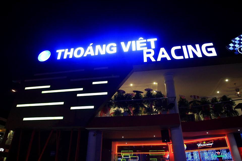 tiệc thôi nôi