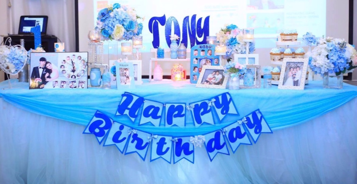 trang trí tiệc thôi nôi